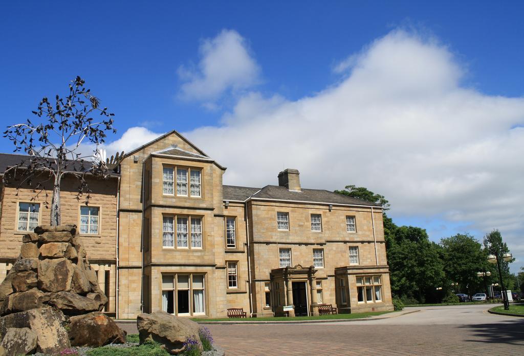 Weetwood Hall Estate Leeds  Exterior photo